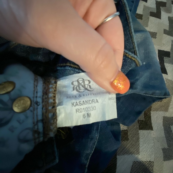 Jeans - Picture 4 of 4